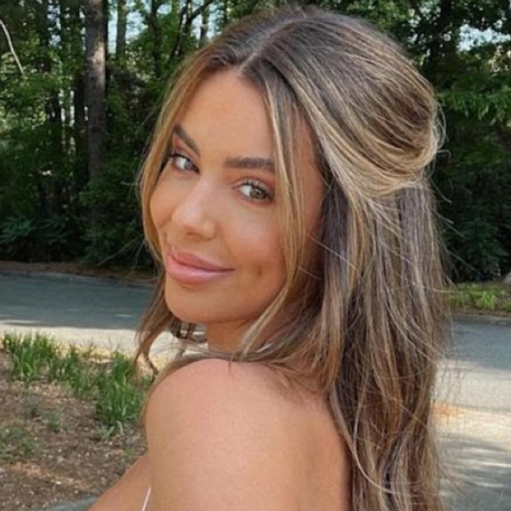 Meet your Posher, Brittany: keep